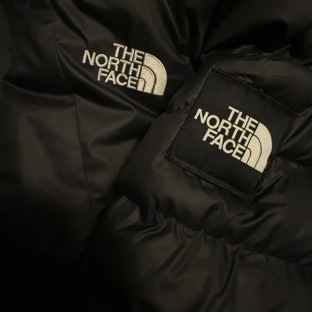 The north face Phlego synthetic insulated jacket in size medium